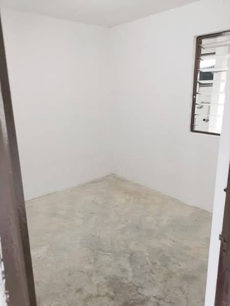 Flat for Rent at Flat Taman Ungku Tun Aminah - Bess Wong - PropertyGuru.com.my