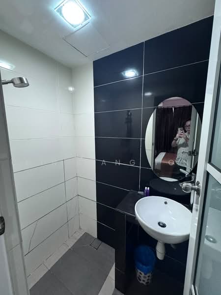 Hotel / Resort untuk Dijual di Taman Kota Laksamana (Melaka City) - Chin Siang Fong - Bathroom - PropertyGuru.com.my