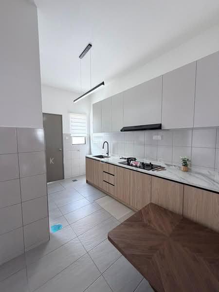 1-storey Terraced House for Sale in Bandar Putera 2 (Klang) - Kim Chong - Kitchen - PropertyGuru.com.my