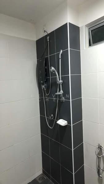 Apartment for Sale at Idaman Residence - Kelvin Chee - Bathroom - PropertyGuru.com.my