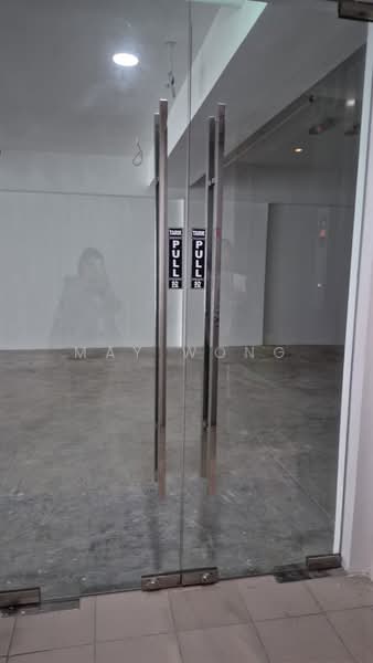 Shop / Office for Rent in Seksyen U1 (Glenmarie) - May Wong - Entrance - PropertyGuru.com.my