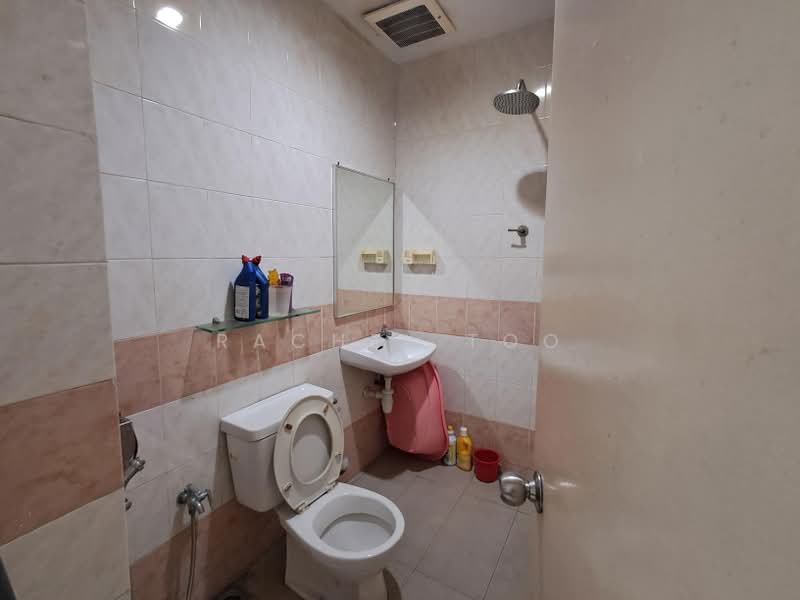Terraced House for Sale in Bandar Botanic (Klang) - Rachel Too - Bathroom - PropertyGuru.com.my