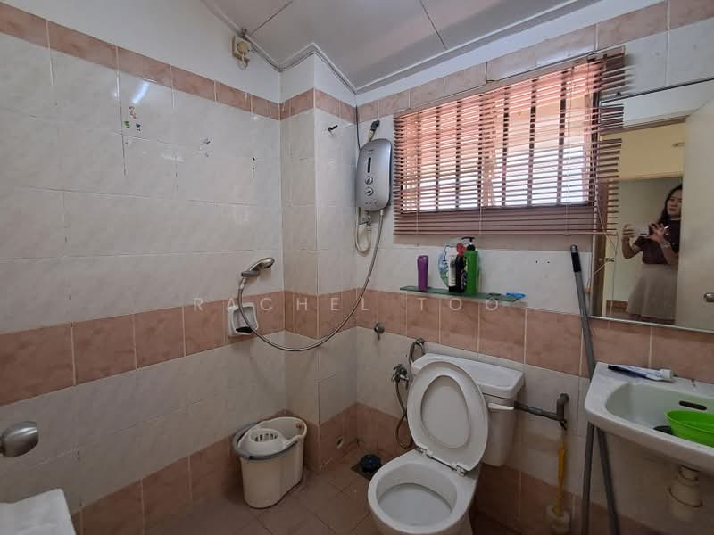 Terraced House for Sale in Bandar Botanic (Klang) - Rachel Too - Bathroom - PropertyGuru.com.my