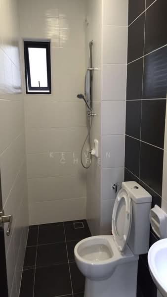 Service Residence for Rent at Sky View - Kelvin Chee - Bathroom - PropertyGuru.com.my
