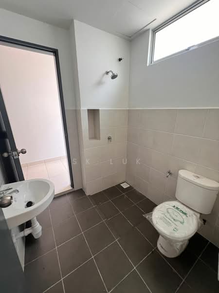 Rumah Teres 2 Tingkat untuk Dijual di Rawang (Selangor) - SK Luk - Bathroom - PropertyGuru.com.my