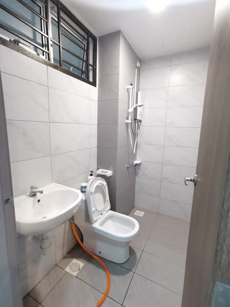 Servis Apartment untuk Dijual di SKS Habitat - Vince Soo - Bathroom - PropertyGuru.com.my