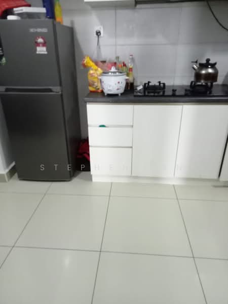 Service Residence for Sale at Larkin Heights - Stephen Tan - Kitchen - PropertyGuru.com.my
