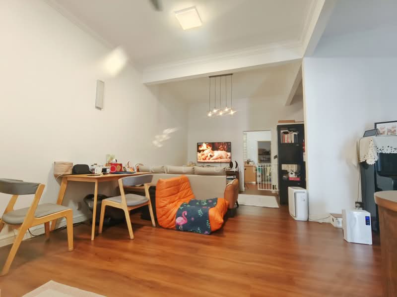 2-storey Terraced House for Sale in Kota Kemuning (Shah Alam) - Cookie Cheah - Living Room - PropertyGuru.com.my