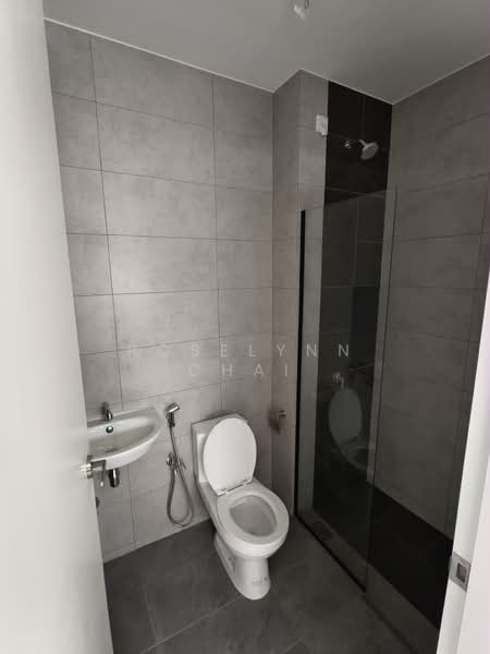 Semi-Detached House for Rent in Setia Tropika (Johor Bahru) - Roselynn Chai - Bathroom - PropertyGuru.com.my