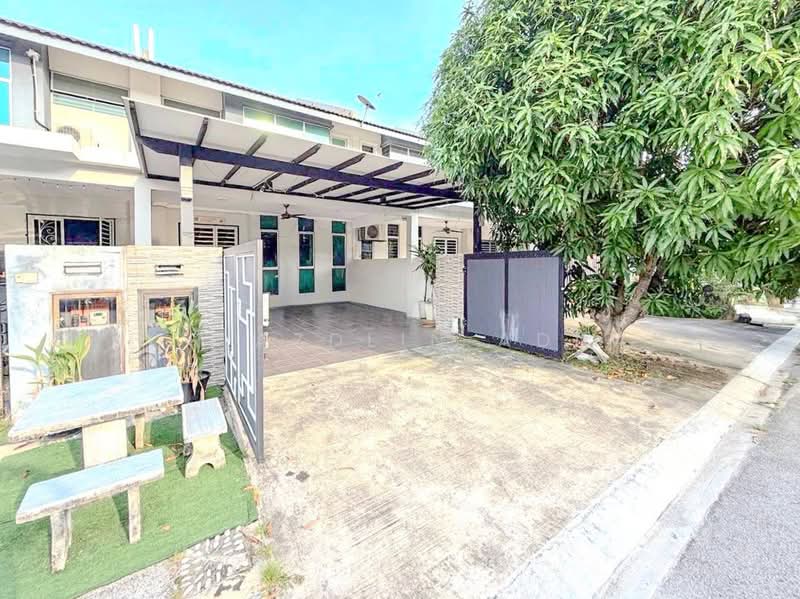 2-storey Terraced House for Sale in Kajang (Selangor) - Nor Azdlin Adnan - PropertyGuru.com.my