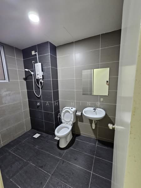 Service Residence for Rent at Maxim Residences - Kah Hing - Bathroom - PropertyGuru.com.my
