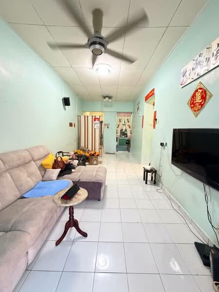 Pangsapuri untuk Dijual di Sri Kenari Apartment - Joyce Tan - Living Room - PropertyGuru.com.my