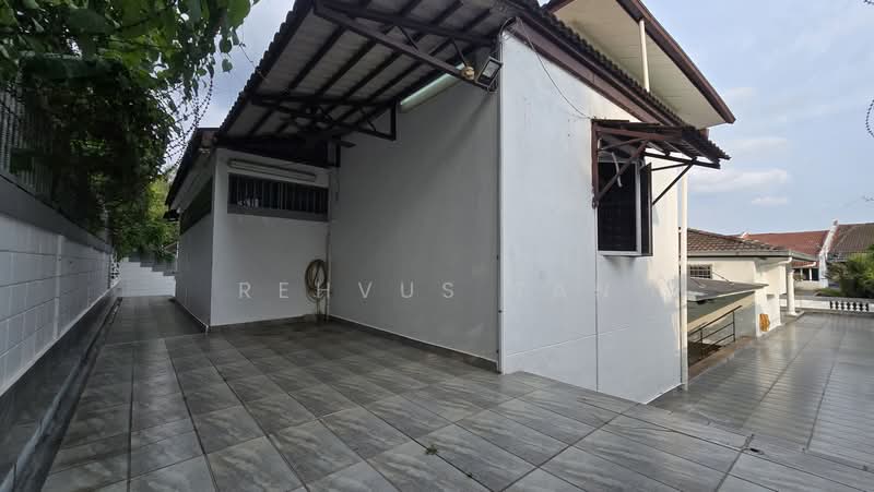Rumah Banglo untuk Dijual di Taman Taynton View (Cheras) - Rehvus Tan - Exterior - PropertyGuru.com.my