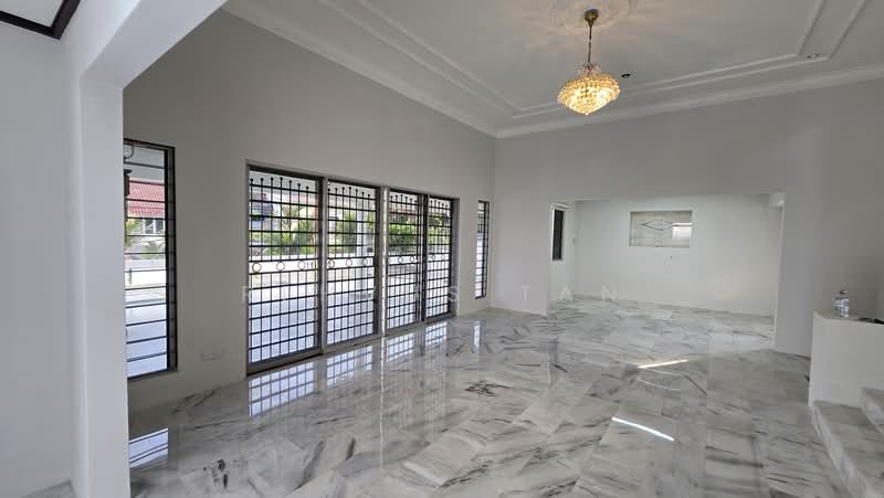 Rumah Banglo untuk Dijual di Taman Taynton View (Cheras) - Rehvus Tan - Living Room - PropertyGuru.com.my
