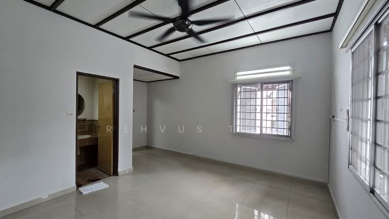 Rumah Banglo untuk Dijual di Taman Taynton View (Cheras) - Rehvus Tan - Interior - PropertyGuru.com.my