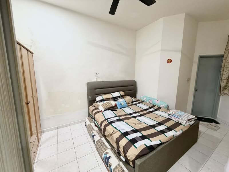 1-storey Terraced House for Sale in Taman Nusa Jaya Mas (Iskandar Puteri (Nusajaya)) - Jayden Ng - Bedroom - PropertyGuru.com.my