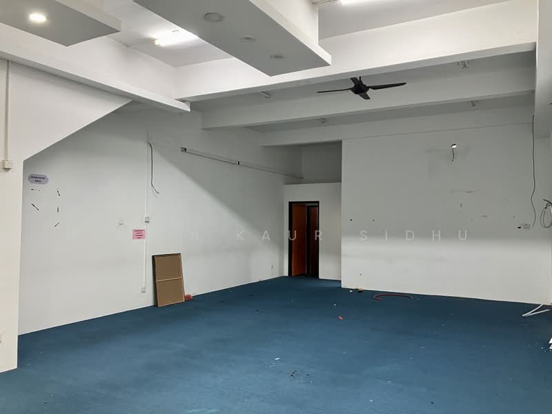 Shop / Office for Sale in Subang Jaya (Selangor) - Renvin KAUR SIDHU - Interior - PropertyGuru.com.my