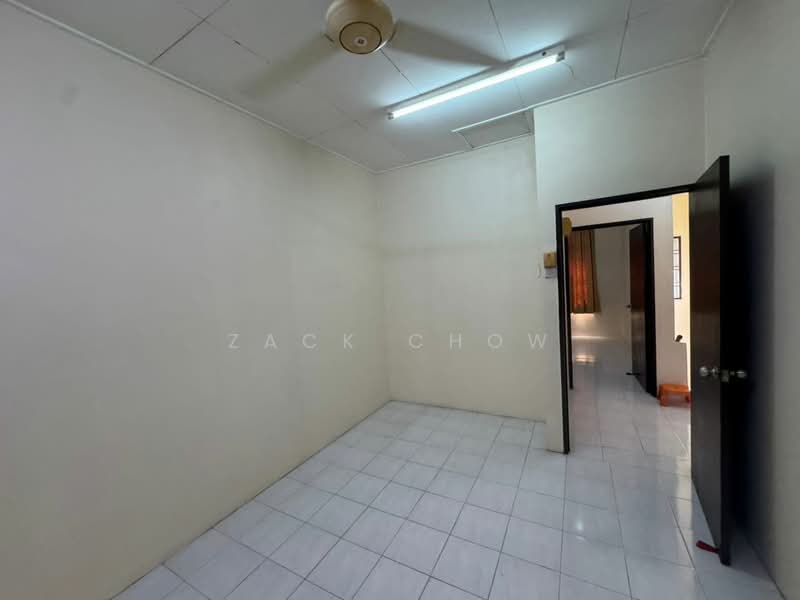 2-storey Terraced House for Sale in Taman Puteri Wangsa (Ulu Tiram) - Zack Chow - Interior - PropertyGuru.com.my