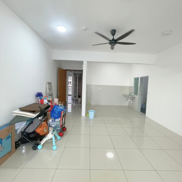 Servis Apartment untuk Disewa di Palm Garden - Ann Khor - Living Room - PropertyGuru.com.my