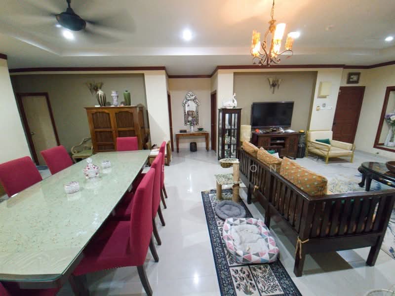 Rumah Teres 2 Tingkat untuk Dijual di Seksyen 4 (Kota Damansara) - RUBEN SOON - Living Room - PropertyGuru.com.my