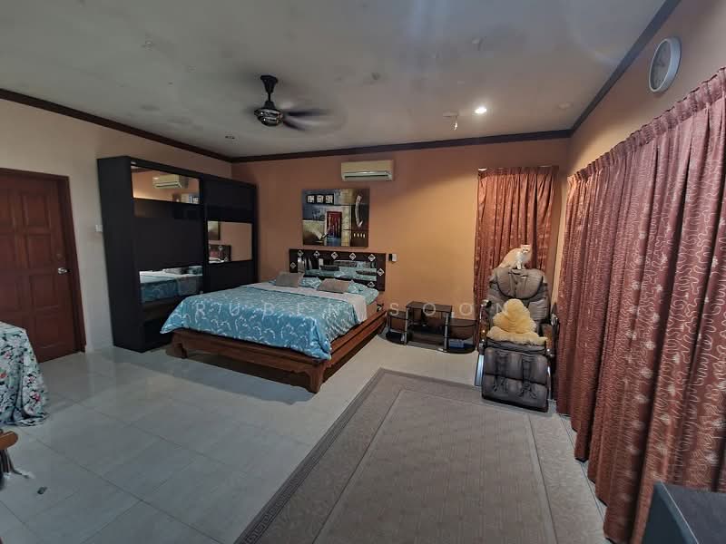 Rumah Teres 2 Tingkat untuk Dijual di Seksyen 4 (Kota Damansara) - RUBEN SOON - Bedroom - PropertyGuru.com.my