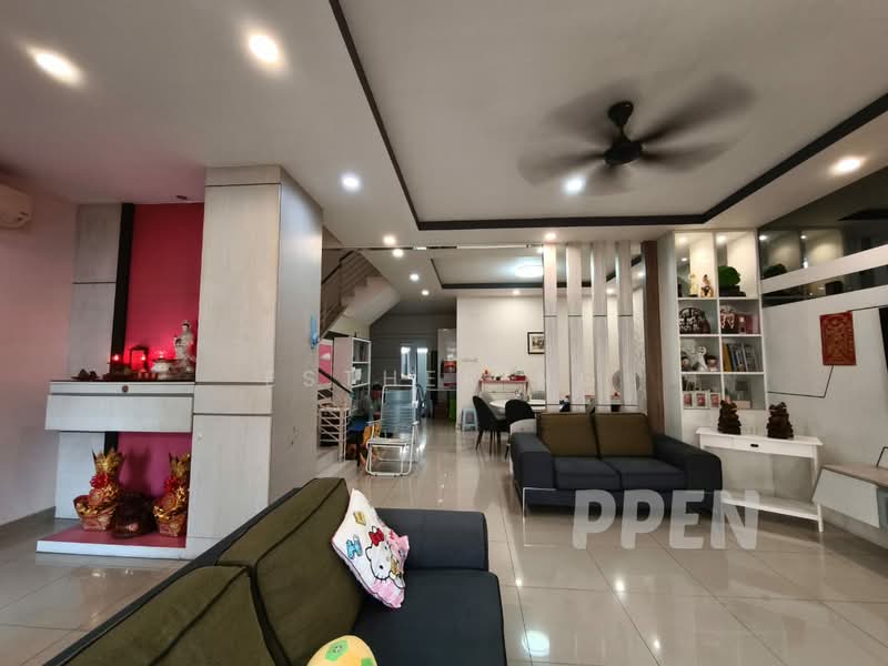 Rumah Teres 2 Tingkat untuk Dijual di Bandar Parklands (Klang) - Esther Ng - Living Room - PropertyGuru.com.my