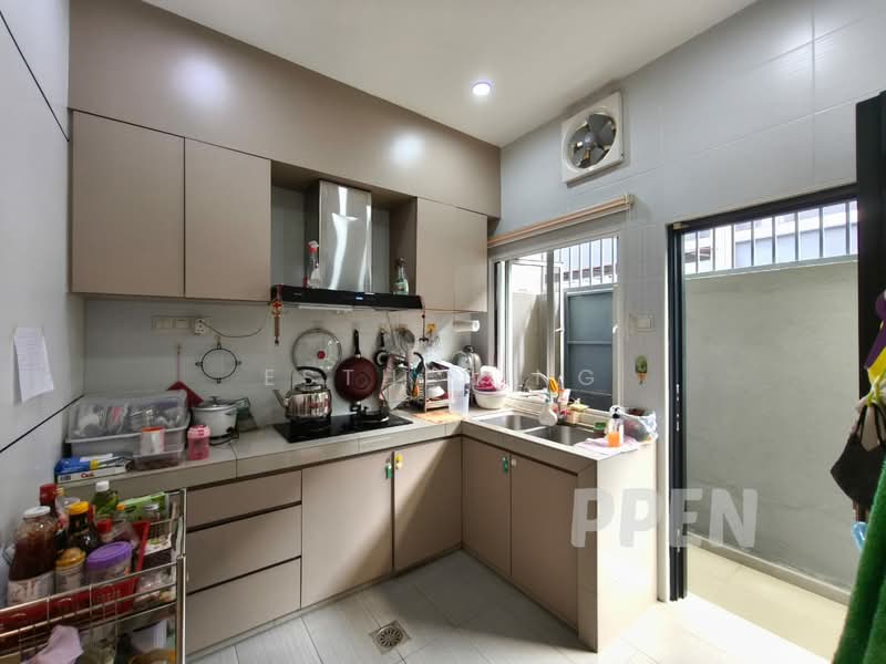 Rumah Teres 2 Tingkat untuk Dijual di Bandar Parklands (Klang) - Esther Ng - Kitchen - PropertyGuru.com.my