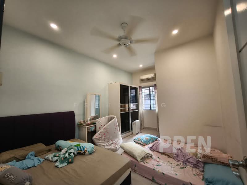 Rumah Teres 2 Tingkat untuk Dijual di Bandar Parklands (Klang) - Esther Ng - Bedroom - PropertyGuru.com.my
