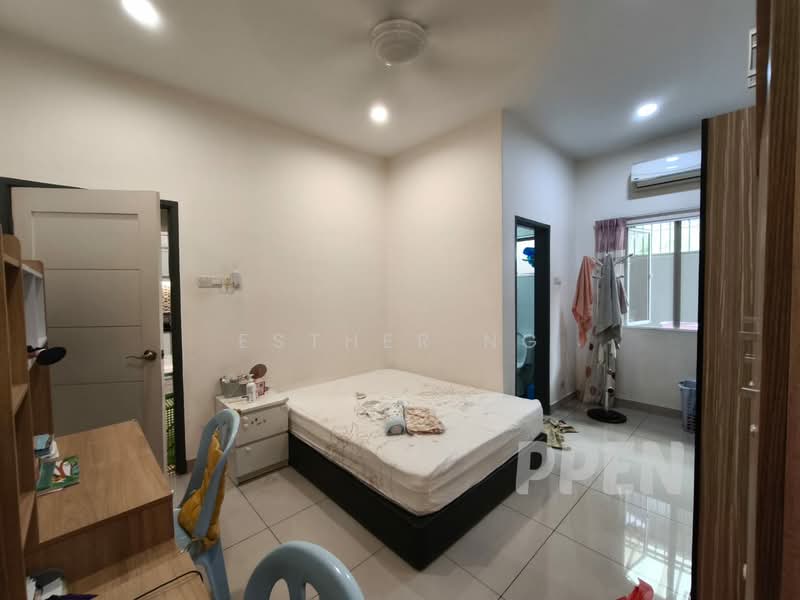 Rumah Teres 2 Tingkat untuk Dijual di Bandar Parklands (Klang) - Esther Ng - Bedroom - PropertyGuru.com.my
