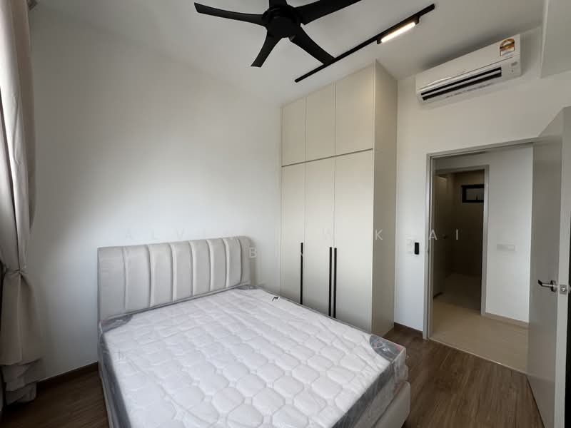 Service Residence for Rent at Residensi Ava @ Kiara Bay - Calvin Tew Khai Bin - Bedroom 2 - PropertyGuru.com.my