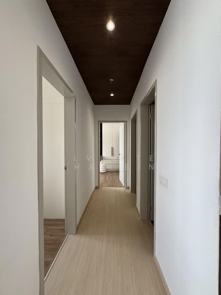 Service Residence for Rent at Residensi Ava @ Kiara Bay - Calvin Tew Khai Bin - Corridor - PropertyGuru.com.my