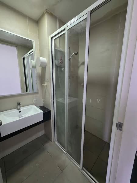 Service Residence for Sale at 28 Boulevard - Geoff Lim - Bathroom - PropertyGuru.com.my