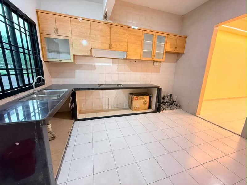 Rumah Teres 1 Tingkat untuk Dijual di Kangkar Pulai (Skudai) - Melinda Ee - Kitchen - PropertyGuru.com.my