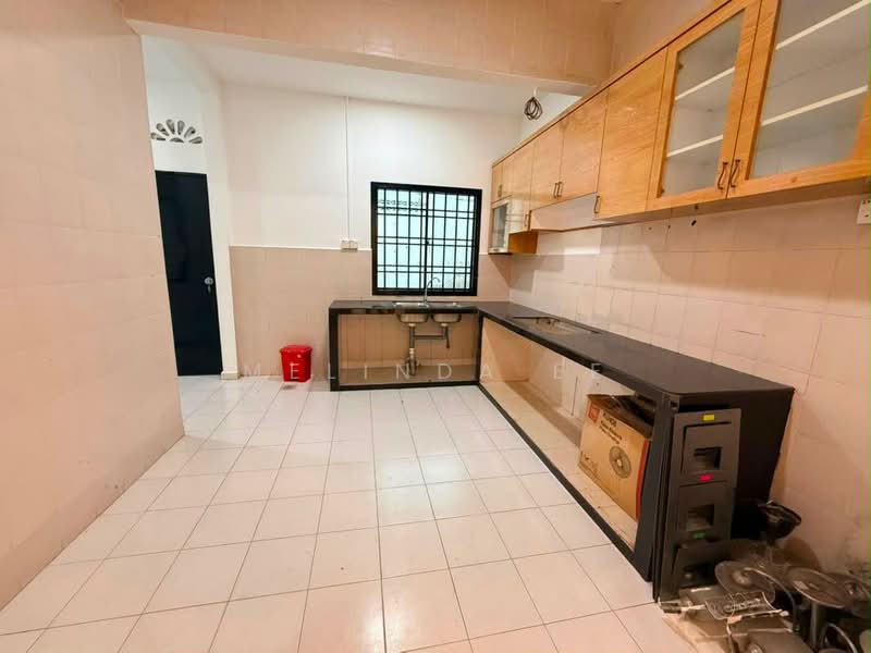 Rumah Teres 1 Tingkat untuk Dijual di Kangkar Pulai (Skudai) - Melinda Ee - Kitchen - PropertyGuru.com.my