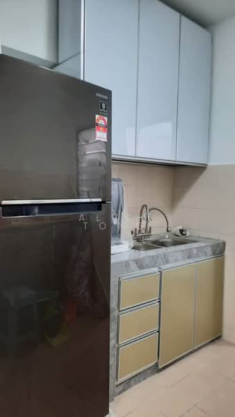 Condominium for Rent at D'aman Crimson - Alice Tong - Kitchen - PropertyGuru.com.my