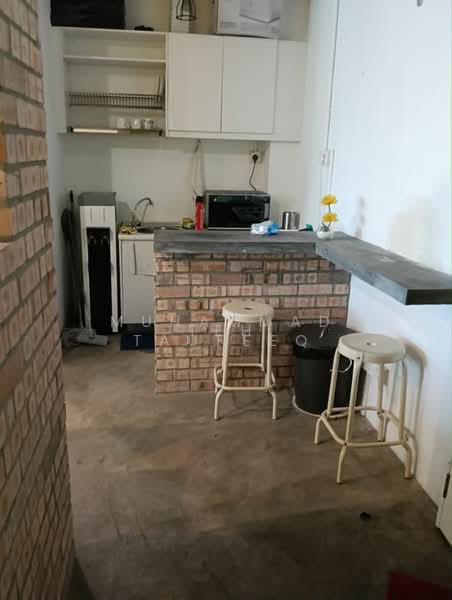 Office for Rent in Bangsar (Kuala Lumpur) - Muhammad Taufeeq - Kitchen - PropertyGuru.com.my