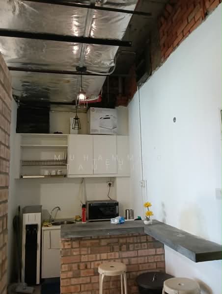 Office for Rent in Bangsar (Kuala Lumpur) - Muhammad Taufeeq - Kitchen - PropertyGuru.com.my