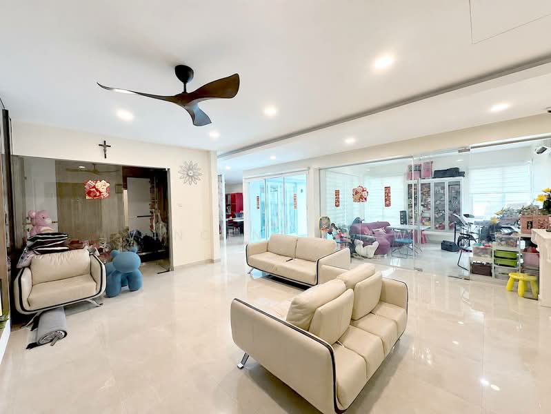 Rumah Berkembar untuk Dijual di Damansara Idaman (Ara Damansara) - Vincent Liaw - Living Room - PropertyGuru.com.my