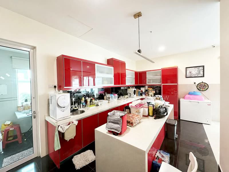 Semi-Detached House for Sale in Ara Damansara (Selangor) - Vincent Liaw - Kitchen - PropertyGuru.com.my