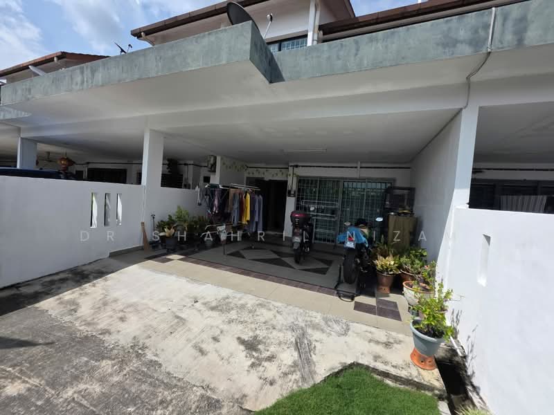 Terraced House for Sale in Bandar Puteri Klang (Klang) - Dr Shahril Nizam - Exterior - PropertyGuru.com.my