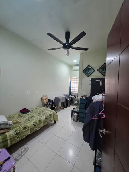 Terraced House for Sale in Bandar Puteri Klang (Klang) - Dr Shahril Nizam - Bedroom - PropertyGuru.com.my