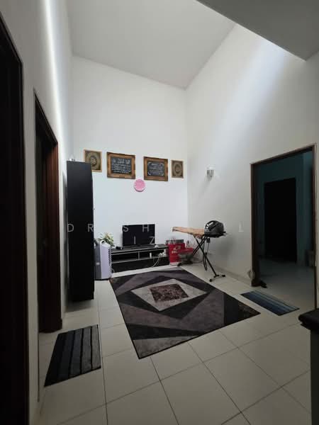 Terraced House for Sale in Bandar Puteri Klang (Klang) - Dr Shahril Nizam - Living Room - PropertyGuru.com.my