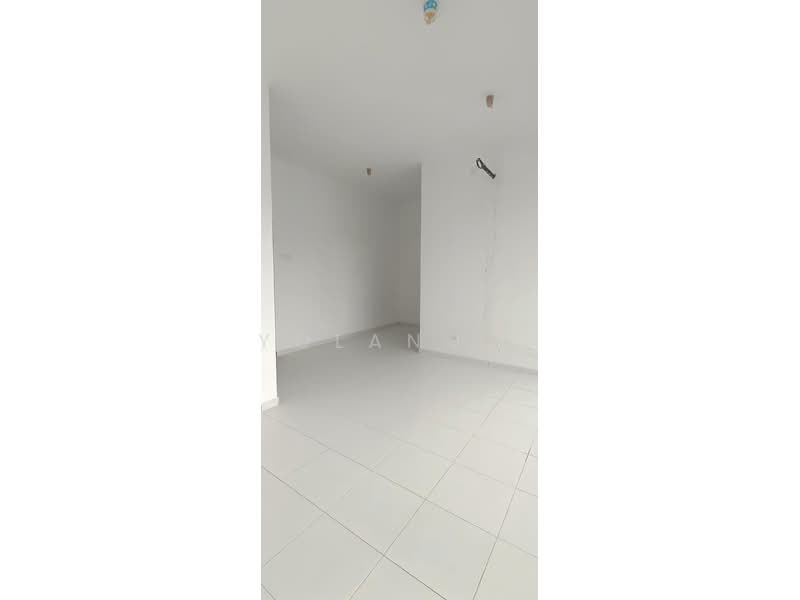 2-storey Terraced House for Sale in Taman Austin Duta (Tebrau) - Yoland . - Interior - PropertyGuru.com.my