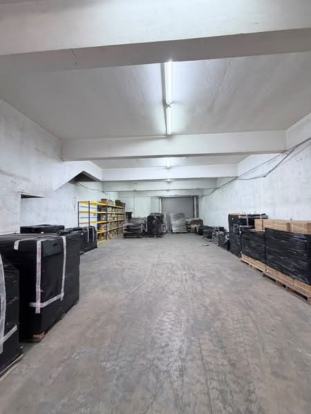 Terrace Factory for Sale in Spring Crest Industrial Park (Batu) - Eugene Yap - Interior - PropertyGuru.com.my