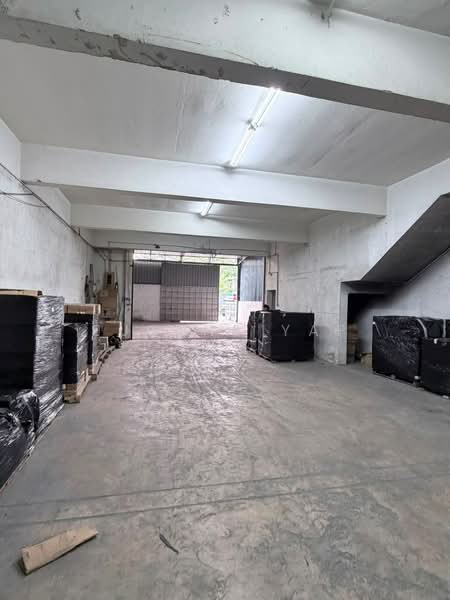 Terrace Factory for Sale in Spring Crest Industrial Park (Batu) - Eugene Yap - Interior - PropertyGuru.com.my