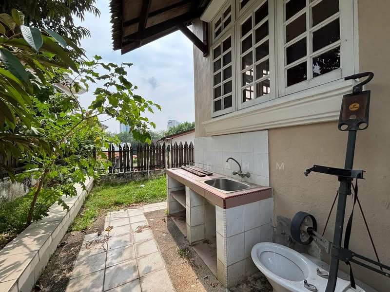 Bungalow for Sale in Seksyen 2 (Shah Alam) - Azli Ibrahim - Exterior - PropertyGuru.com.my