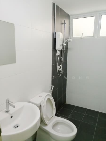 Service Residence for Rent at Pacific Place - Dennise Wong - Bathroom - PropertyGuru.com.my