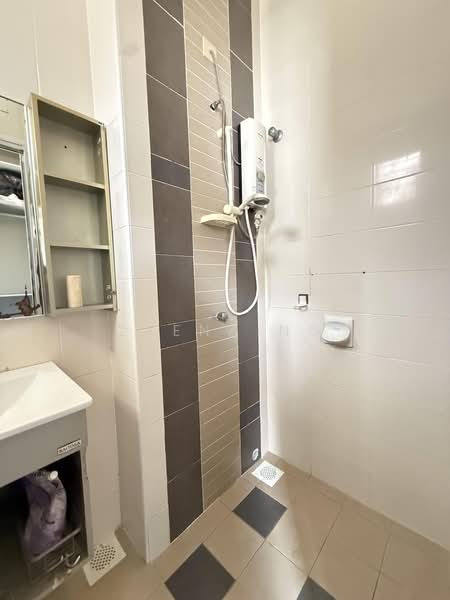 Rumah Teres 2 Tingkat untuk Dijual di Setia Indah 9 (Setia Alam) - Zaena Ng - PropertyGuru.com.my