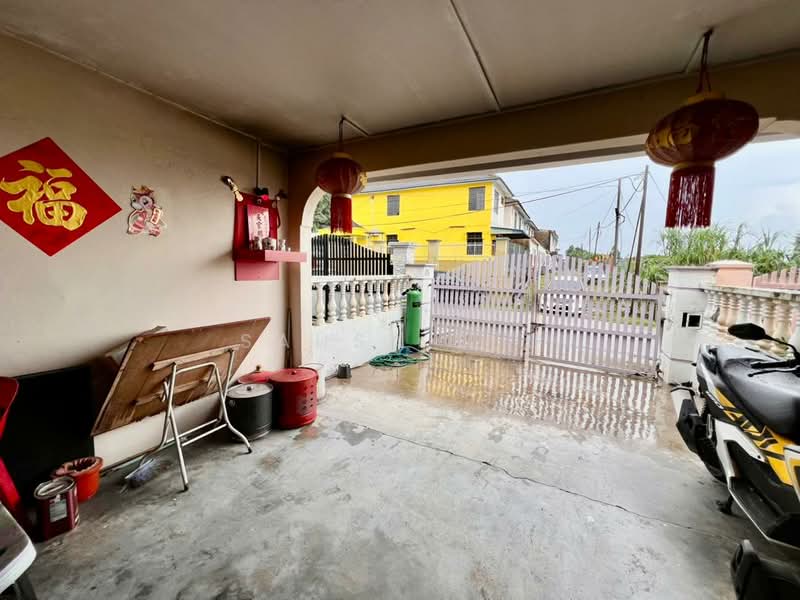 2-storey Terraced House for Sale in Taman Saleng Indah (Kulai) - Sausa Lee - Exterior - PropertyGuru.com.my
