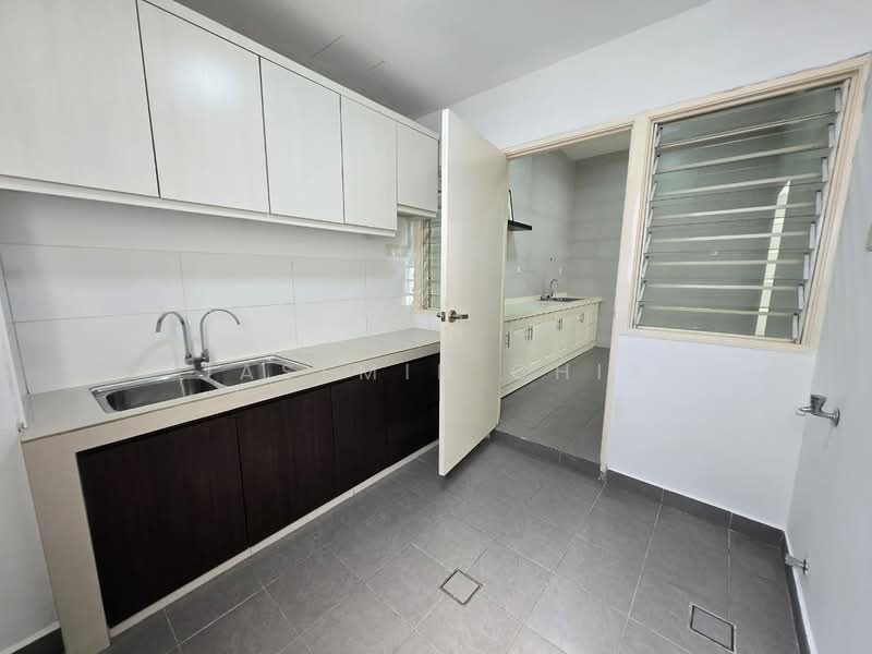 Rumah Teres 3 Tingkat untuk Disewa di Kepong (Kuala Lumpur) - Jasemin Chia - Kitchen - PropertyGuru.com.my